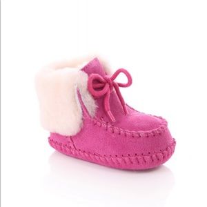 UGG Sparrow Moccasin Booties, size 4-5 toddler